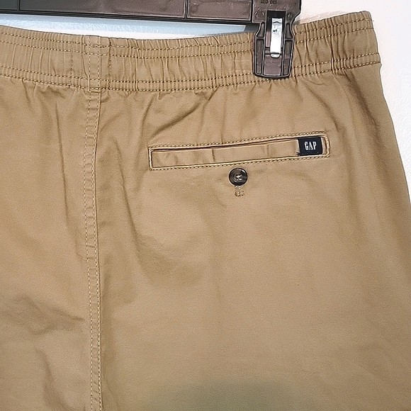 Gap Mens Shorts Casual L Khaki - Picture 3 of 7